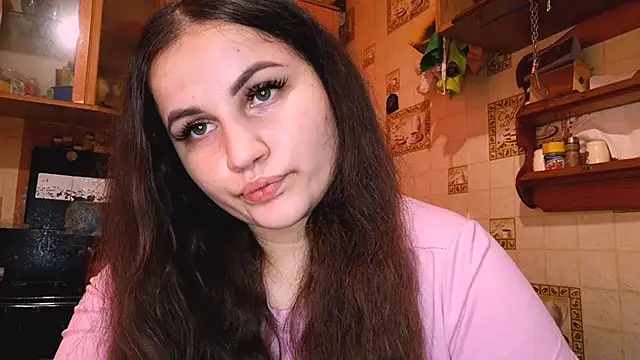 DierdreCousineau online show from 27, 11, 2025