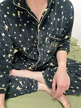 Snapshot of hijin11415 chatting on 20, 10, 2025 hijin11415 online show from 20, 10, 2025