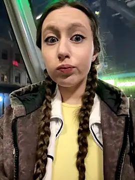 FroggyAnna online show from 3, 11, 2025