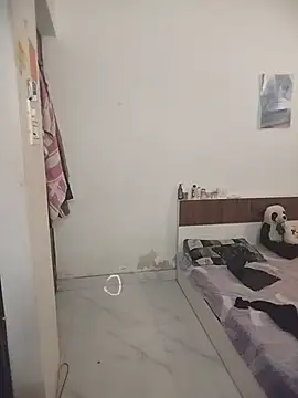 Sexy vernilla online show from 5, 7, 2026