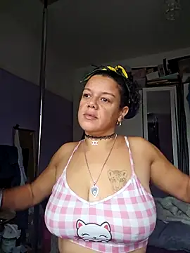 GoddessChantelle online show from 13, 10, 2025