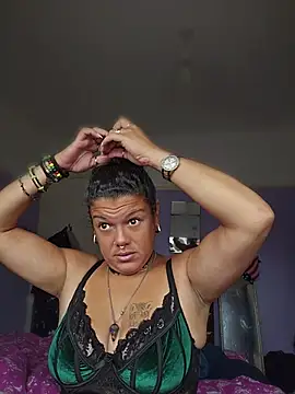 Snapshot of GoddessChantelle chatting on 17, 6, 2026 GoddessChantelle online show from 17, 6, 2026