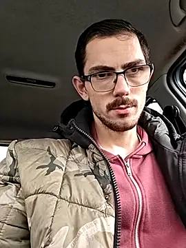 Snapshot of Ludo62128 chatting on 24, 11, 2025 Ludo62128 online show from 24, 11, 2025