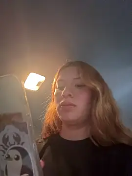 Snapshot of PussyLoversShow chatting on 24, 10, 2025 PussyLoversShow online show from 24, 10, 2025