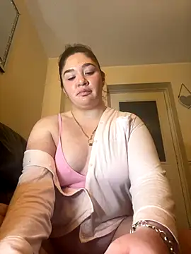 Snapshot of Imogenbabyyy chatting on 27, 10, 2025 Imogenbabyyy online show from 27, 10, 2025