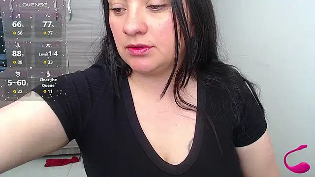 Snapshot of EmilySpicy chatting on 10, 10, 2025 EmilySpicy online show from 10, 10, 2025