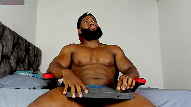 Snapshot of james_musclebbc chatting on 17, 5, 2026 james musclebbc online show from 17, 5, 2026