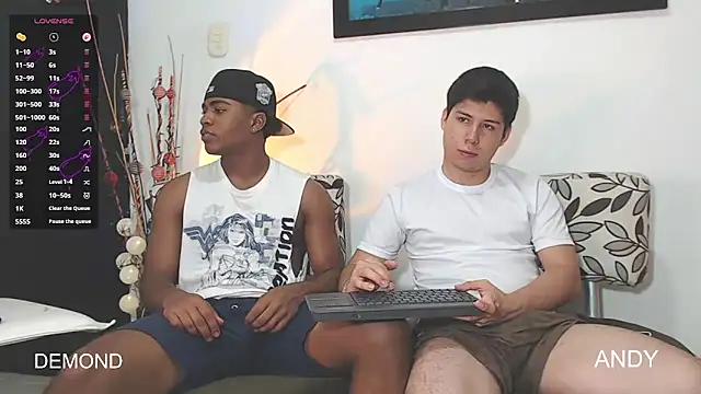 Snapshot of DEMOND_333 chatting on 23, 12, 2025 DEMOND 333 online show from 23, 12, 2025