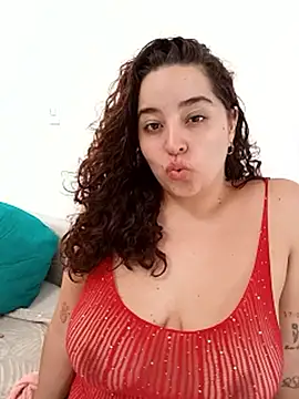 Snapshot of LoanaSantos chatting on 16, 3, 2026 LoanaSantos online show from 16, 3, 2026