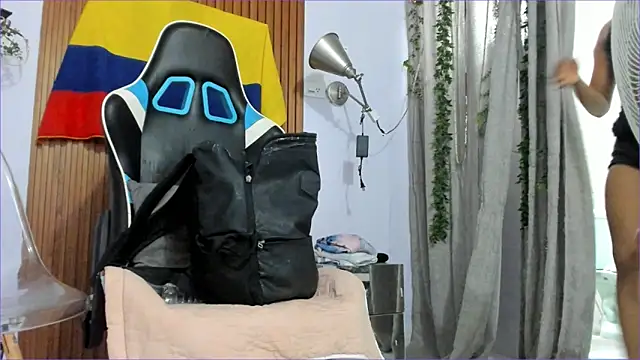 Snapshot of galactica_ chatting on 13, 9, 2025 galactica online show from 13, 9, 2025