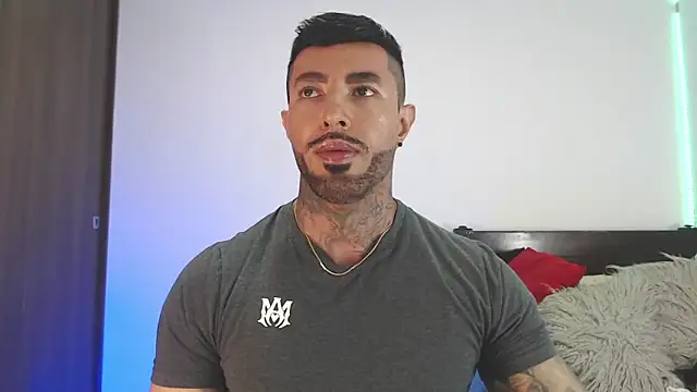 Snapshot of andrea_de_lucaa chatting on 18, 4, 2026 andrea de lucaa online show from 18, 4, 2026