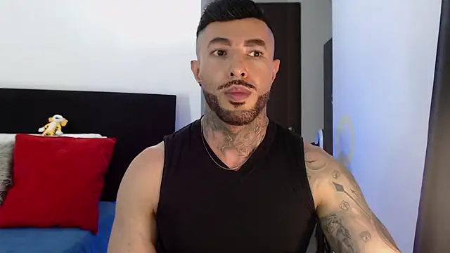 Snapshot of andrea_de_lucaa chatting on 9, 5, 2026 andrea de lucaa online show from 9, 5, 2026