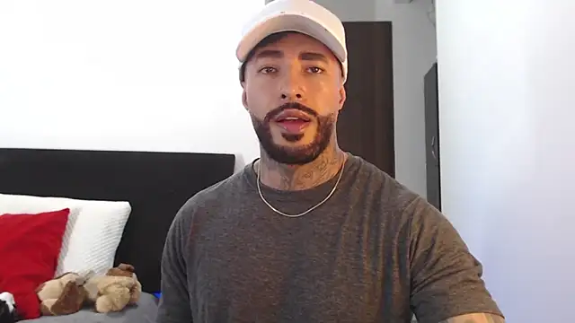 Snapshot of andrea_de_lucaa chatting on 28, 5, 2026 andrea de lucaa online show from 28, 5, 2026