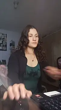 lindasyt online show from 27, 2, 2026