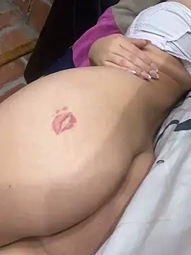 Snapshot of RAKEL37 chatting on 18, 10, 2025 RAKEL37 online show from 18, 10, 2025