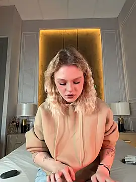 Snapshot of CaitlinSugar chatting on 16, 12, 2025 CaitlinSugar online show from 16, 12, 2025