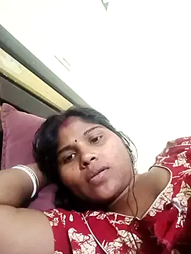 Snapshot of Sneha16 chatting on 28, 11, 2025 Sneha16 online show from 28, 11, 2025