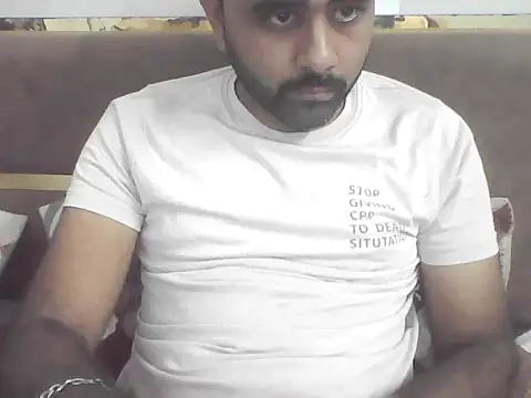 Snapshot of joshisdwe chatting on 2, 11, 2025 joshisdwe online show from 2, 11, 2025