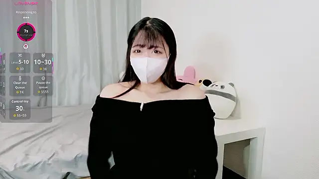 Snapshot of yuna_yyy chatting on 1, 10, 2025 yuna yyy online show from 1, 10, 2025