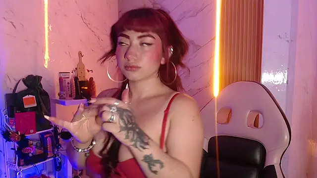 Sophia tf online show from 13, 2, 2026