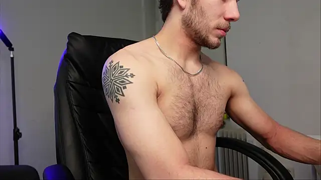 Snapshot of Ethan_Fyre chatting on 9, 10, 2025 Ethan Fyre online show from 9, 10, 2025