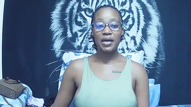 SweetPortableAmber online show from 5, 3, 2026