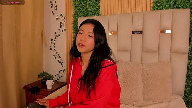 Tiffany Nm online show from 10, 3, 2026