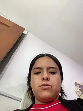 EmilyHarperr online show from 10, 9, 2025