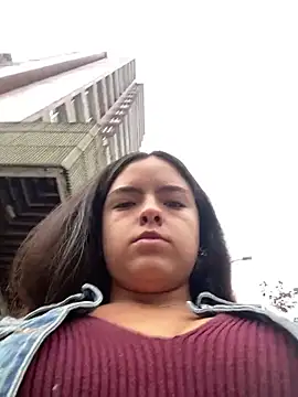 EmilyHarperr online show from 27, 10, 2025