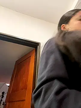 EmilyHarperr online show from 5, 11, 2025