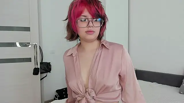 Snapshot of VerniceEngelking chatting on 23, 6, 2026 VerniceEngelking online show from 23, 6, 2026