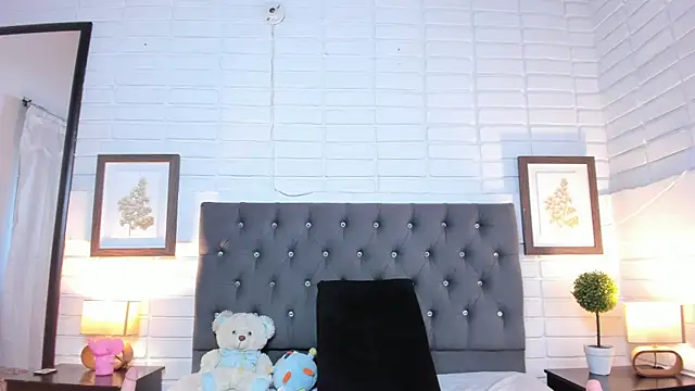 Megan Voss online show from 9, 9, 2025