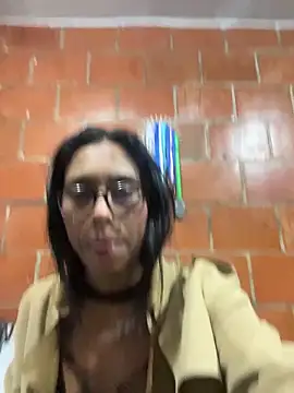 Snapshot of Emma__cumlovee chatting on 10, 10, 2025 Emma cumlovee online show from 10, 10, 2025