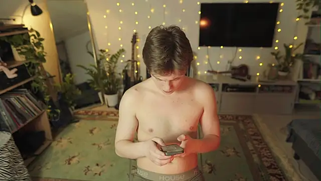 RusBradPitt online show from 10, 3, 2026