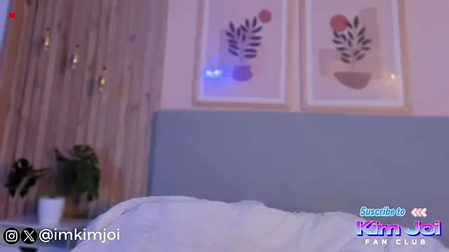 Snapshot of KiimJoi chatting on 7, 11, 2025 KiimJoi online show from 7, 11, 2025