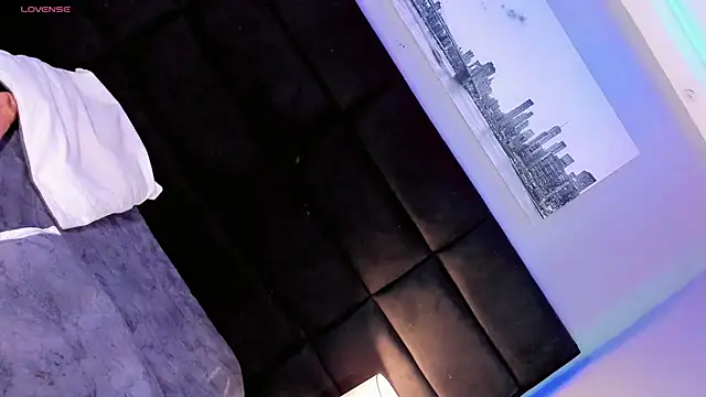 Snapshot of Ana_Paaula23 chatting on 24, 10, 2025 Ana Paaula23 online show from 24, 10, 2025