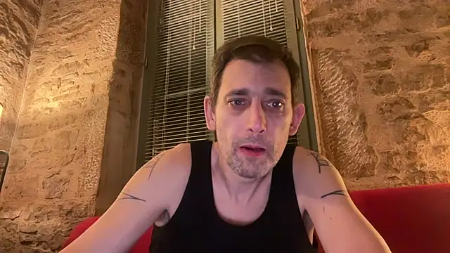 Snapshot of tamtamat46 chatting on 8, 3, 2026 tamtamat46 online show from 8, 3, 2026