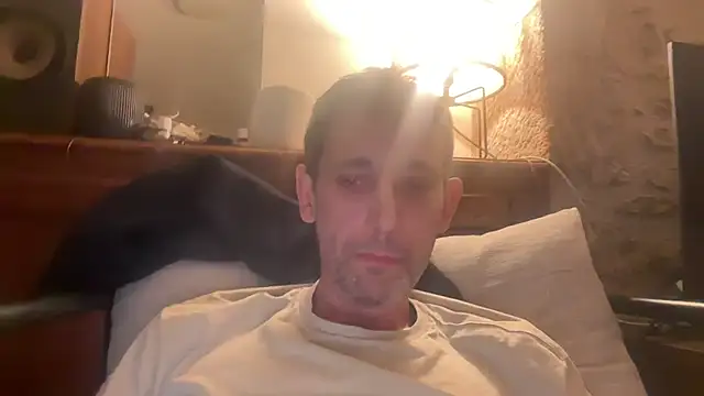 Snapshot of tamtamat46 chatting on 14, 4, 2026 tamtamat46 online show from 14, 4, 2026