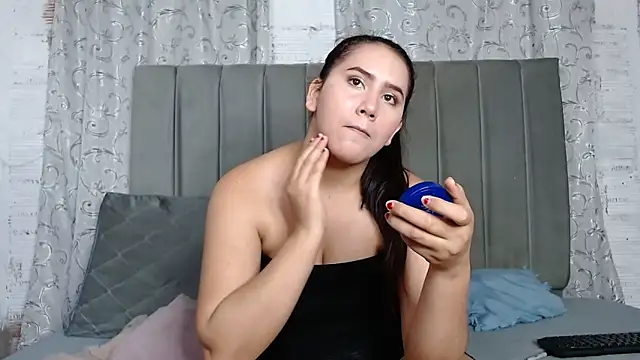 HOTEXTREMCOUPLE online show from 18, 10, 2025