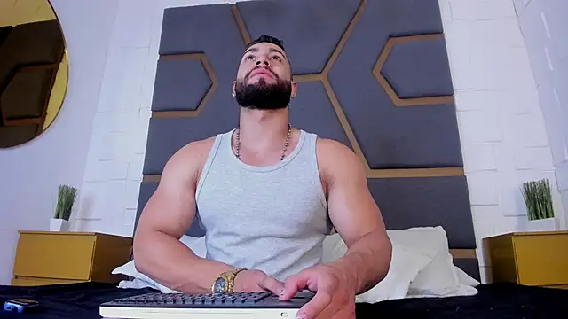 massimofiore  online show from 10, 10, 2025