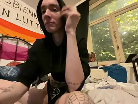 Snapshot of Styxlust chatting on 15, 9, 2025 Styxlust online show from 15, 9, 2025