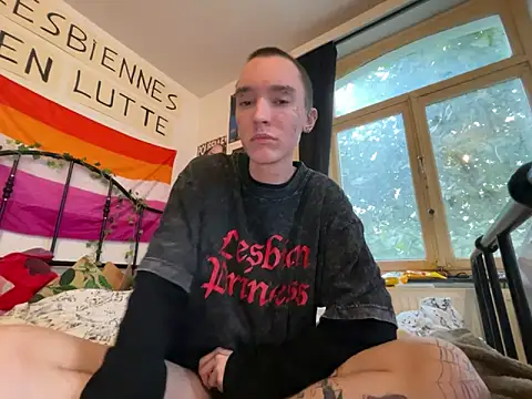 Snapshot of Styxlust chatting on 17, 10, 2025 Styxlust online show from 17, 10, 2025