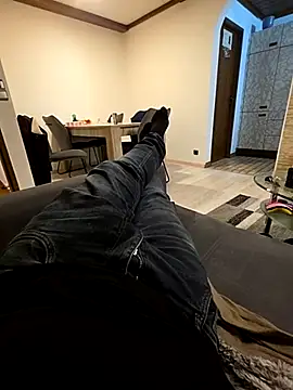 Snapshot of bigdicksklave chatting on 30, 10, 2025 bigdicksklave online show from 30, 10, 2025