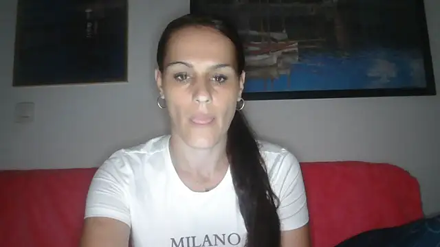 Snapshot of yumara351 chatting on 25, 10, 2025 yumara351 online show from 25, 10, 2025