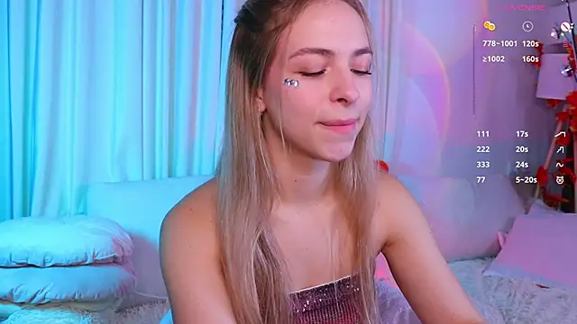 Snapshot of ShinyBarbie chatting on 24, 10, 2025 ShinyBarbie online show from 24, 10, 2025