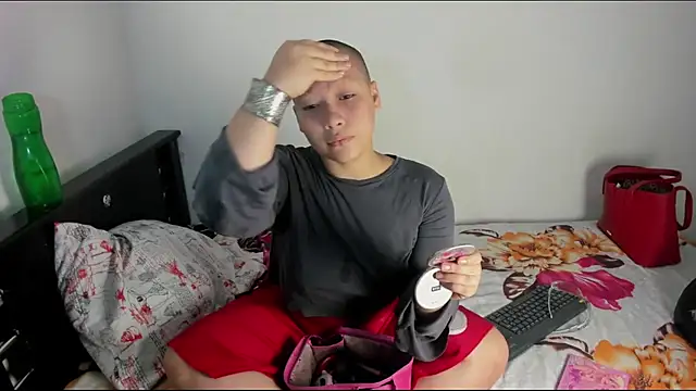 Cherry vald online show from 8, 4, 2026