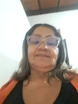 Snapshot of Vickysweeeettt chatting on 10, 6, 2026 Vickysweeeettt online show from 10, 6, 2026