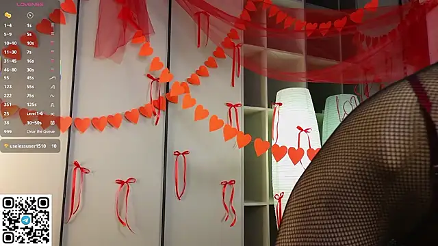 Quinavelle online show from 14, 2, 2026