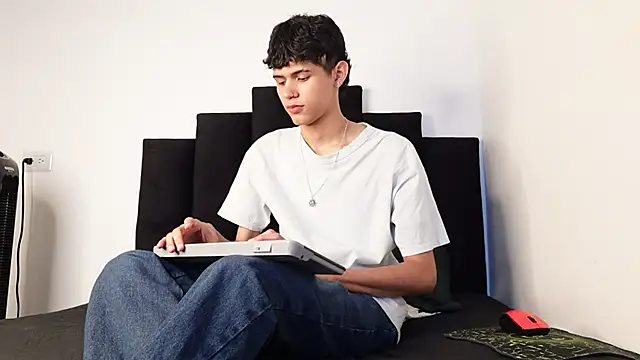 alexmark  online show from 17, 10, 2025