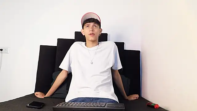 alexmark  online show from 12, 11, 2025